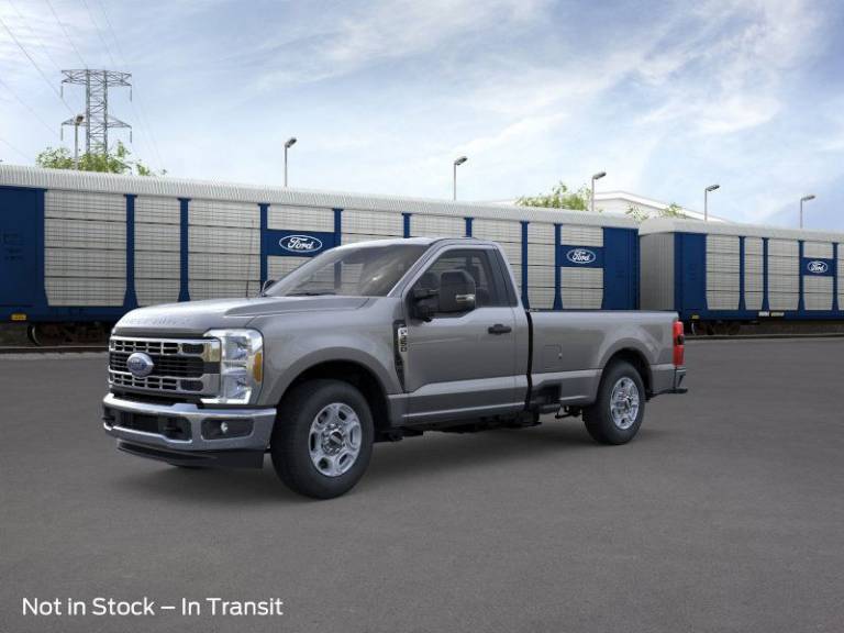 2026 Ford Super Duty F-350® XLT