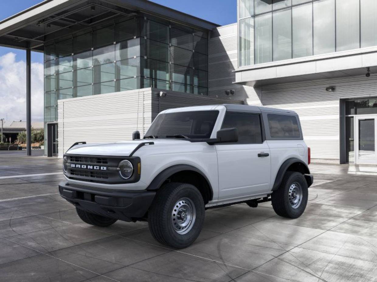 2025 Ford Bronco 2-Door Base's photo