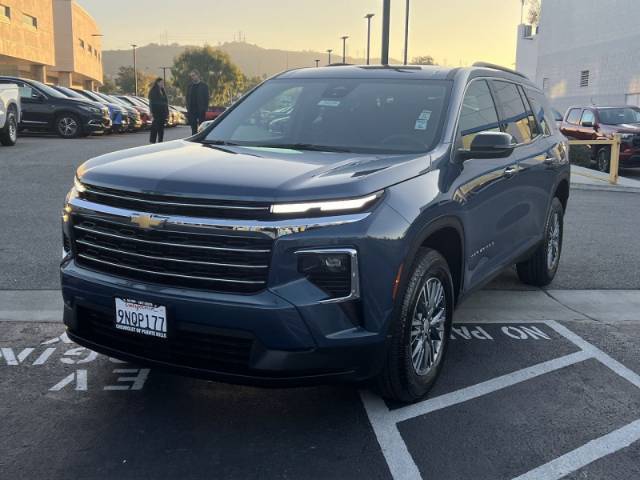 2025 Chevrolet Traverse FWD LT