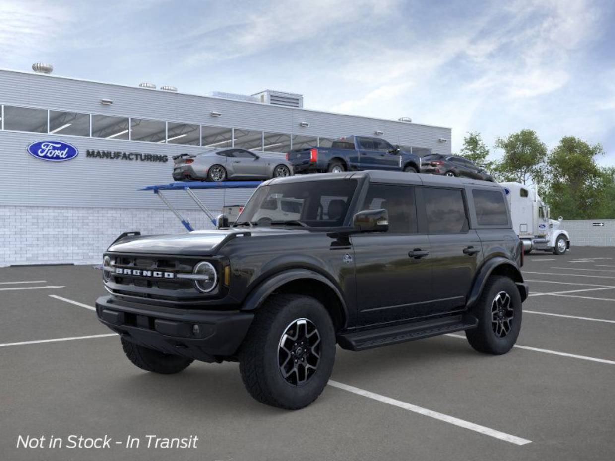 2025 Ford Bronco 4-Door Outer Banks's photo