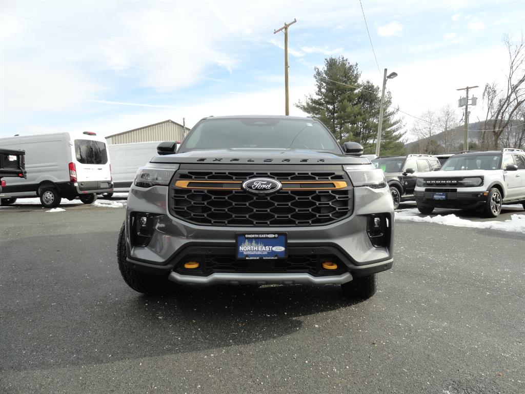 2026 Ford Explorer photo 2