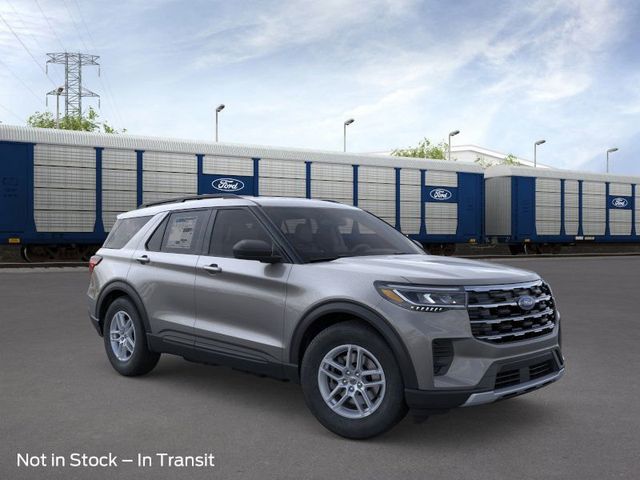 2026 Ford Explorer photo 2