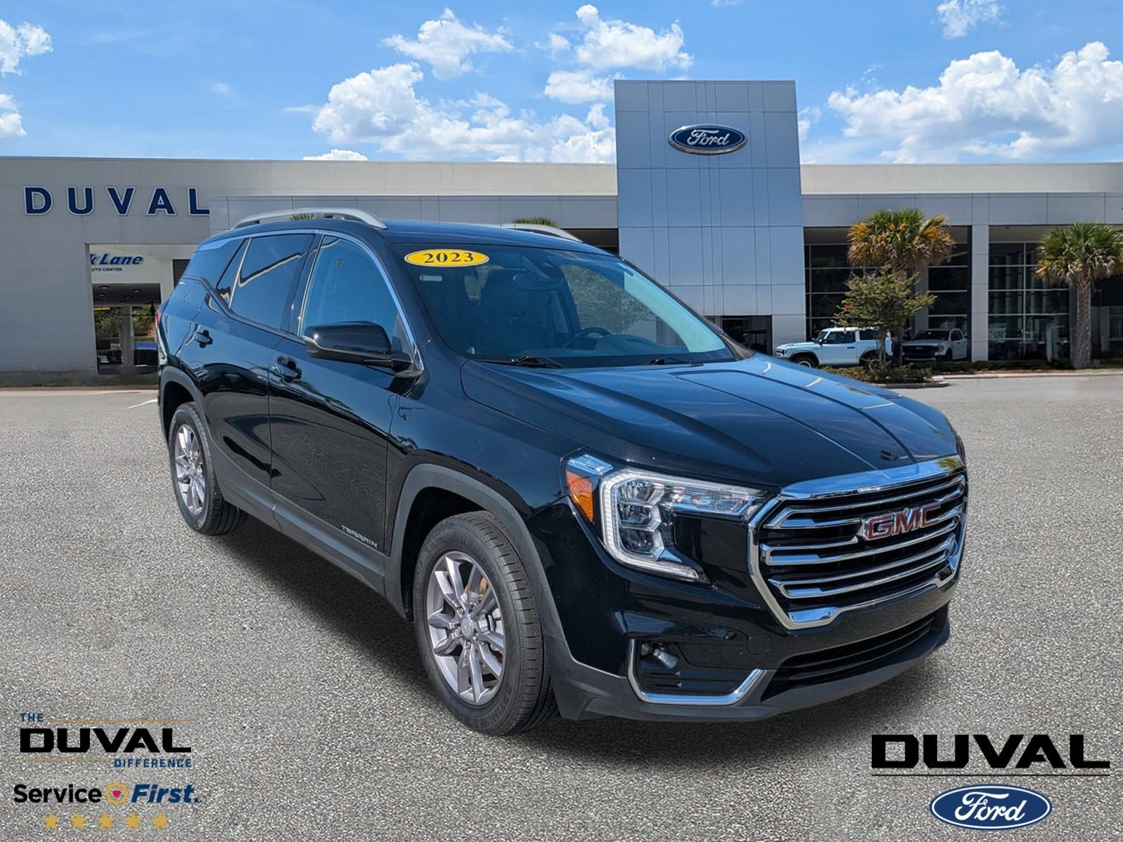 Used 2023 GMC Terrain SLT