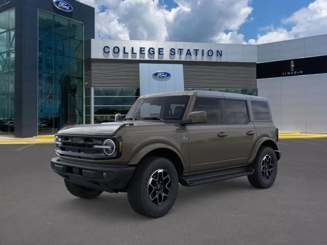 2025 Ford Bronco 4-Door Outer Banks's photo