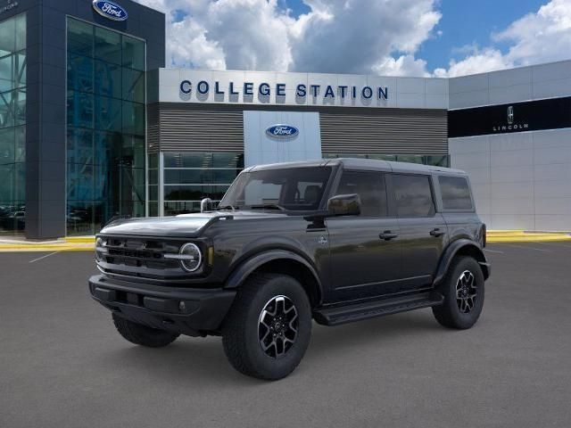 2025 Ford Bronco 4-Door Outer Banks's photo