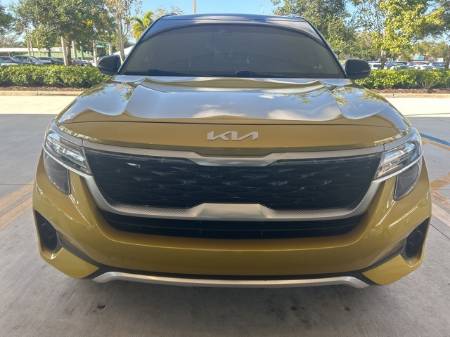 2022 Kia Seltos S