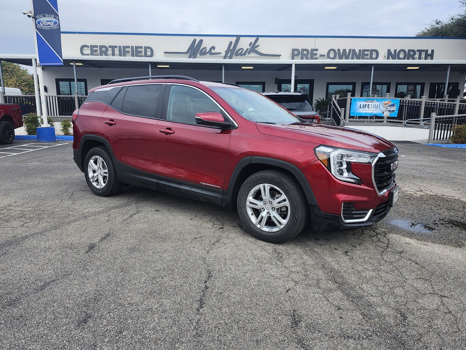 2022 GMC Terrain SLE's photo