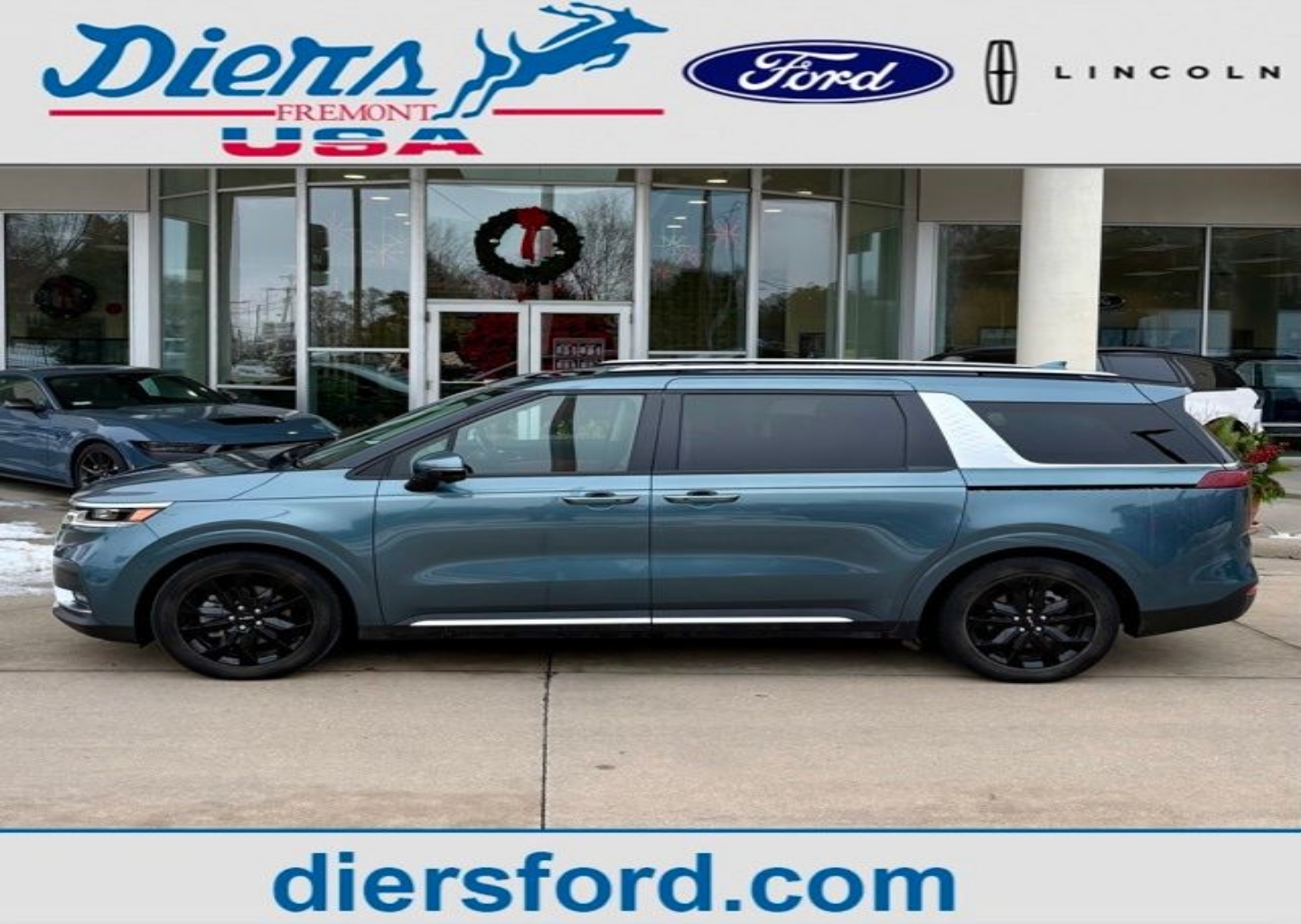 2022 Kia Carnival SX Prestige's photo