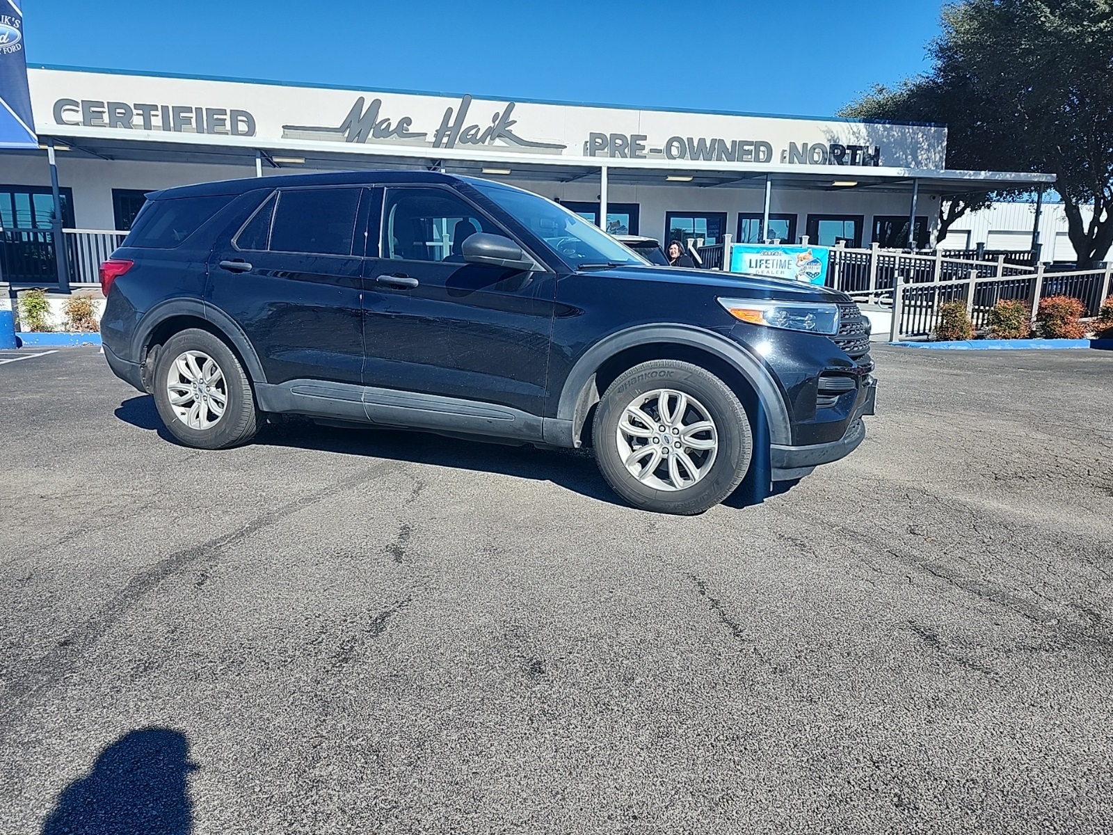 2021 Ford Explorer Base's photo