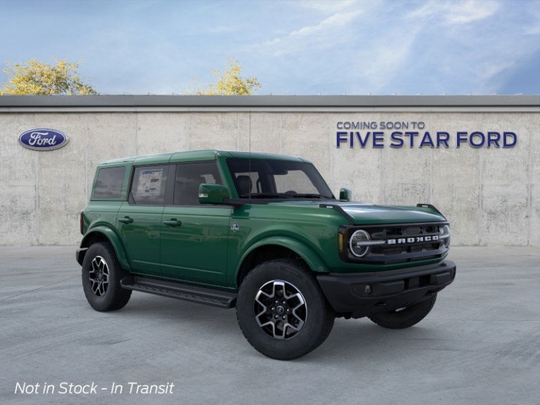 2025 Ford Bronco Outer Banks
