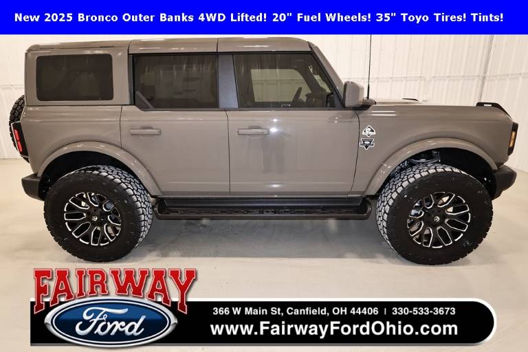 2025 Ford Bronco Outer Banks