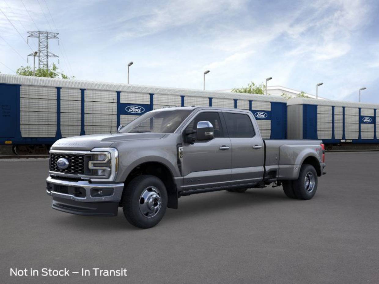 2026 Ford F-350 Super Duty Lariat's photo