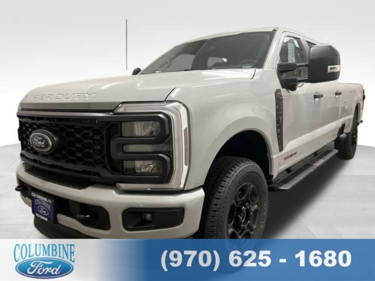 2025 Ford F-250 Super Duty XL's photo