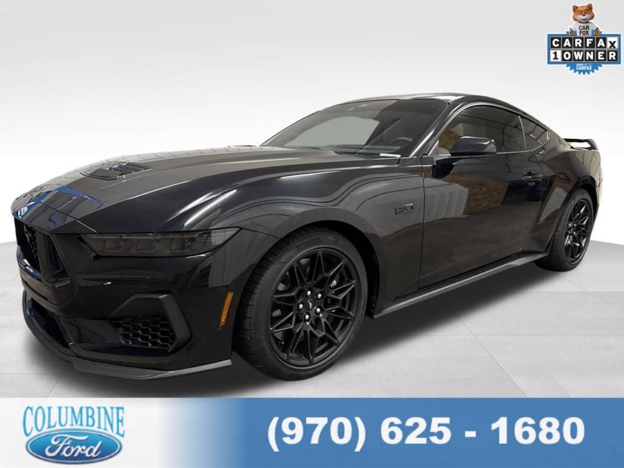 2025 Ford Mustang GT Premium's photo