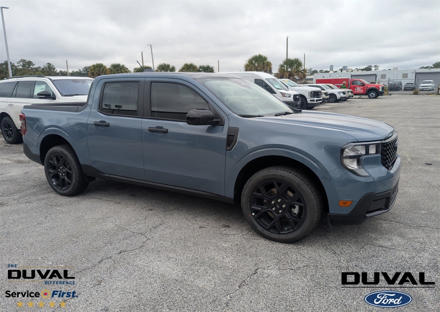 2025 Ford Maverick XLT's photo