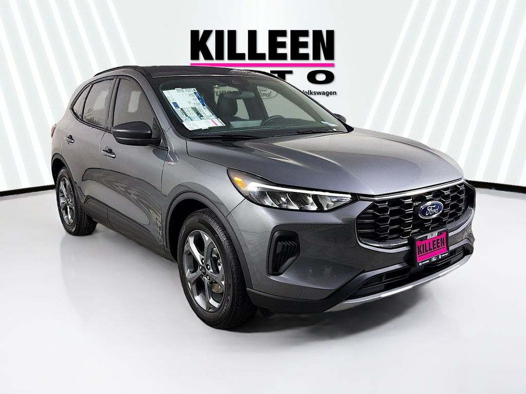 2026 Ford Escape ST-Line's photo