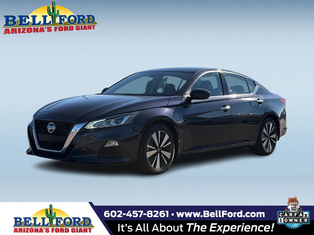 2022 Nissan Altima SV