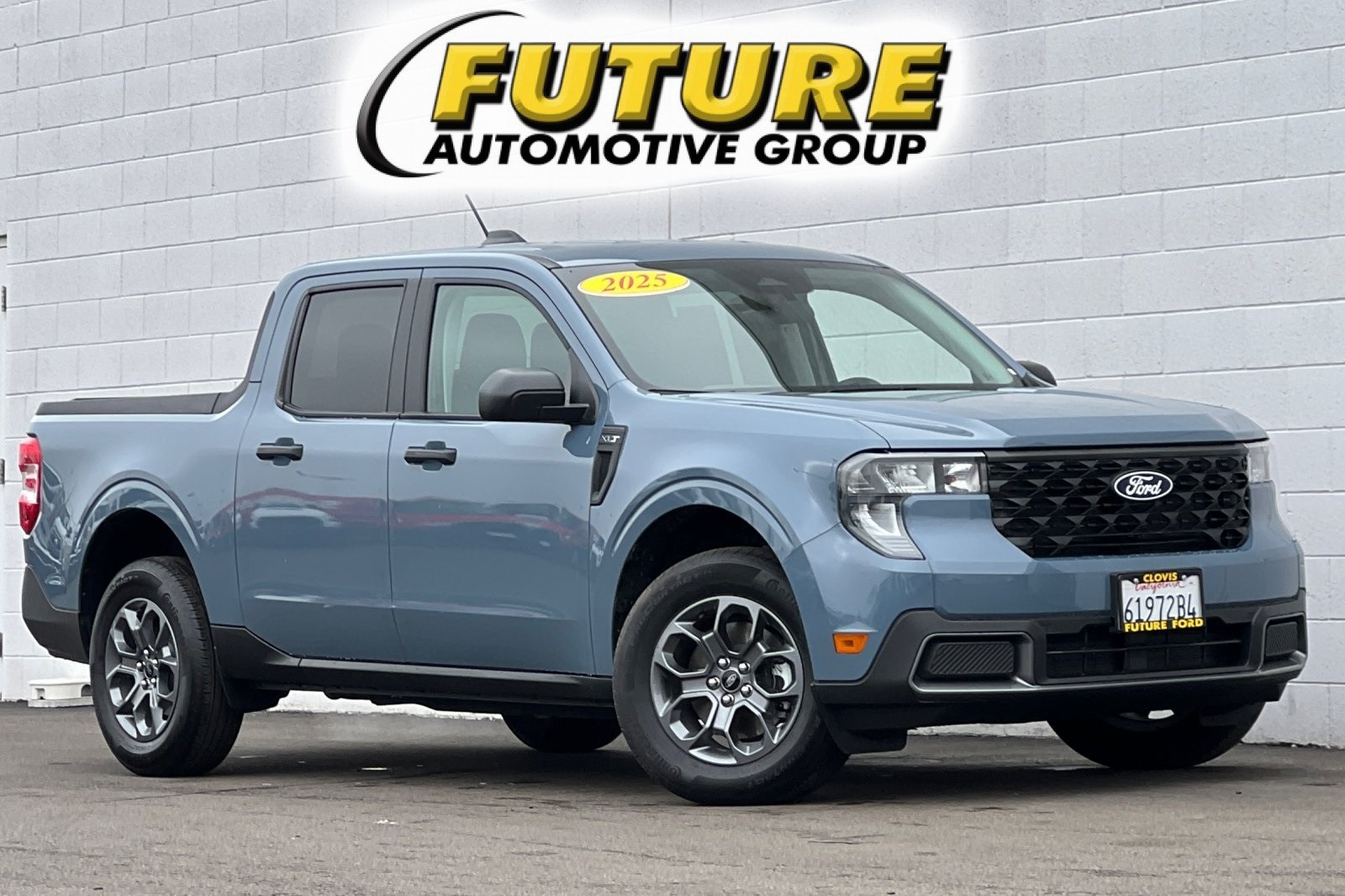 2025 Ford Maverick XLT's photo