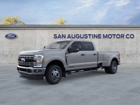 2026 Ford Super Duty F-350 DRW XLT