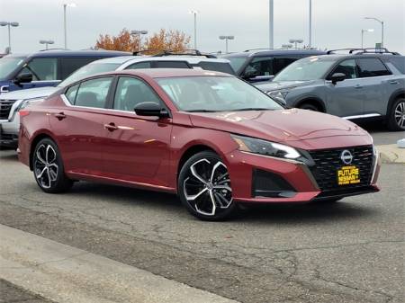 2025 Nissan Altima 2.5 SR