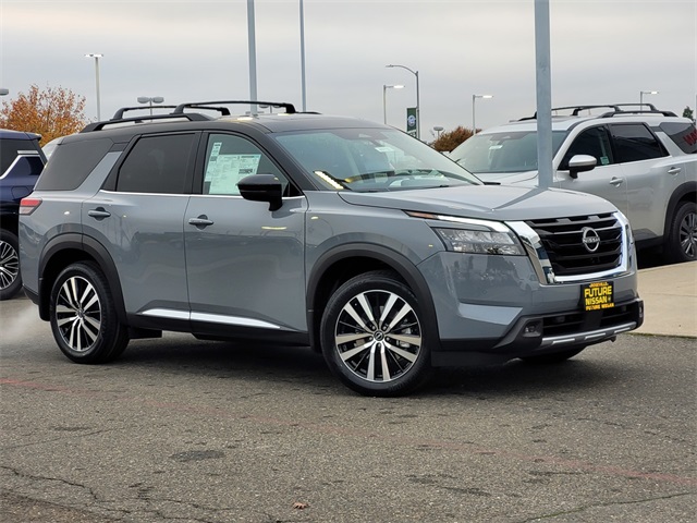 New 2025 Nissan Pathfinder Platinum