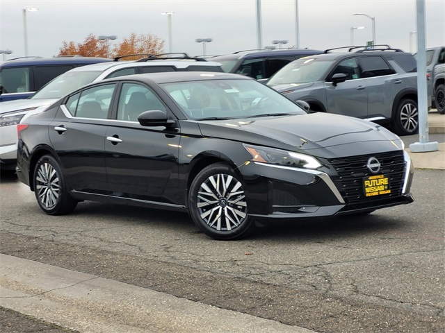 New 2025 Nissan Altima 2.5 SV