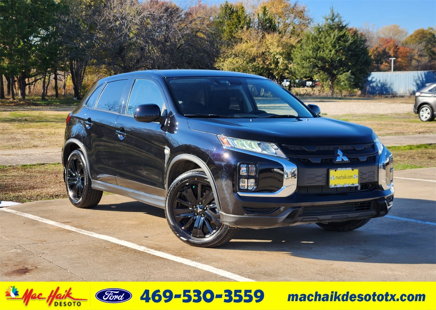 2024 Mitsubishi Outlander Sport LE's photo