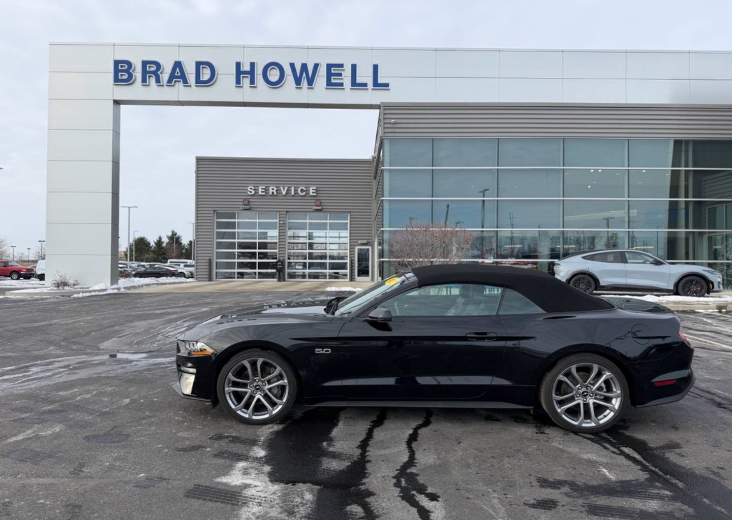 2022 Ford Mustang GT Premium's photo