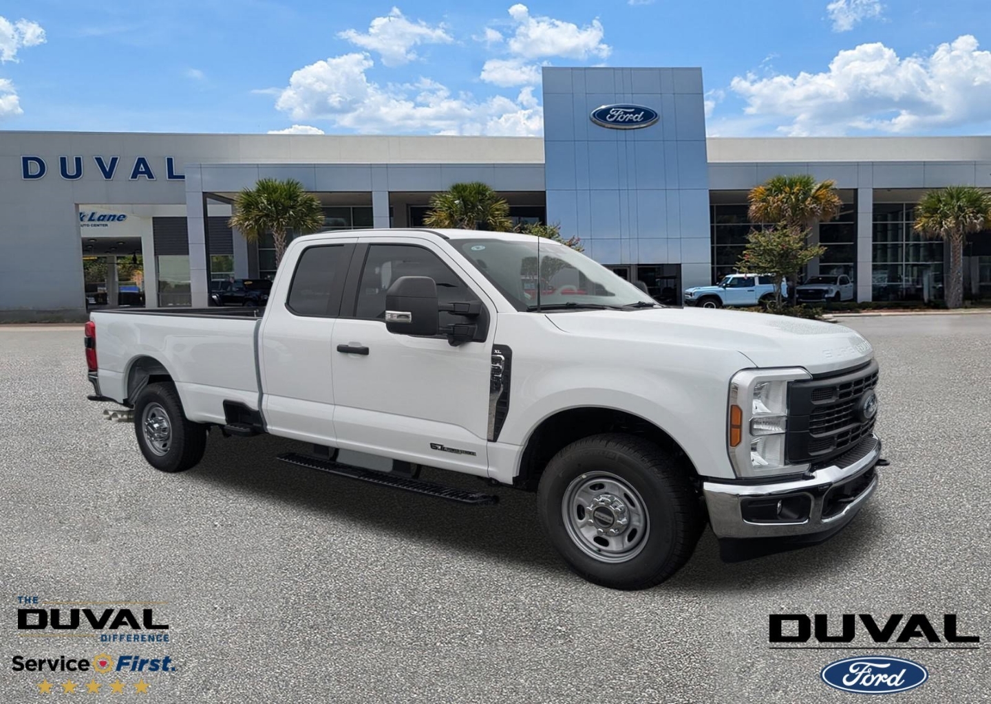 2026 Ford F-350 Super Duty XL's photo