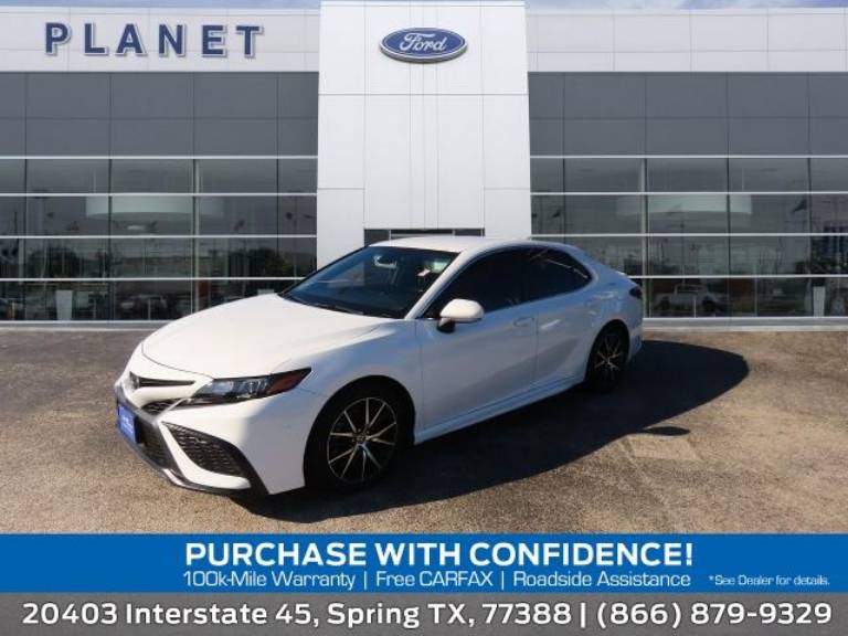 2023 Toyota Camry SE Auto