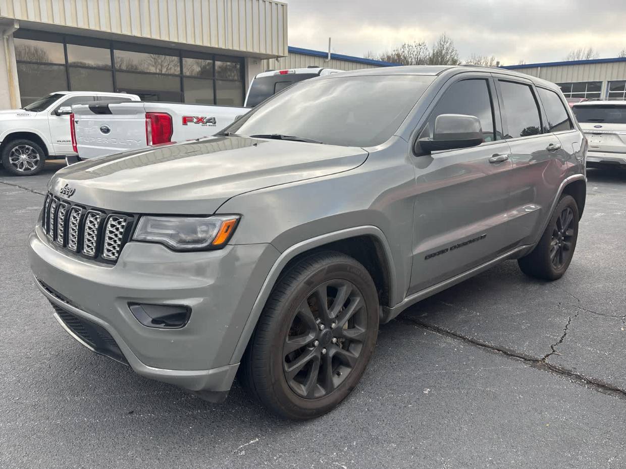 2022 Jeep Grand Cherokee WK Laredo X's photo