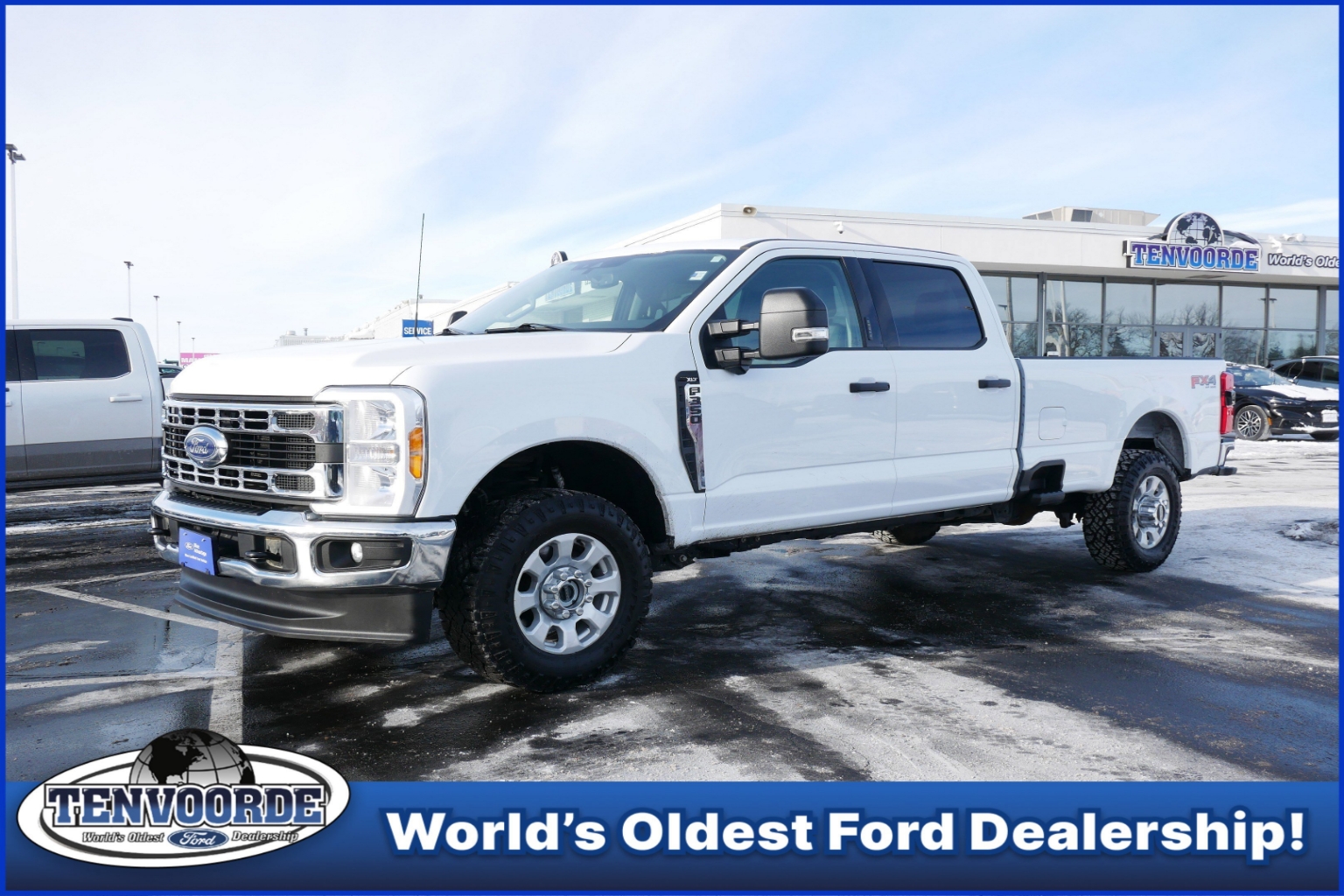 2023 Ford F-350 Super Duty XLT's photo