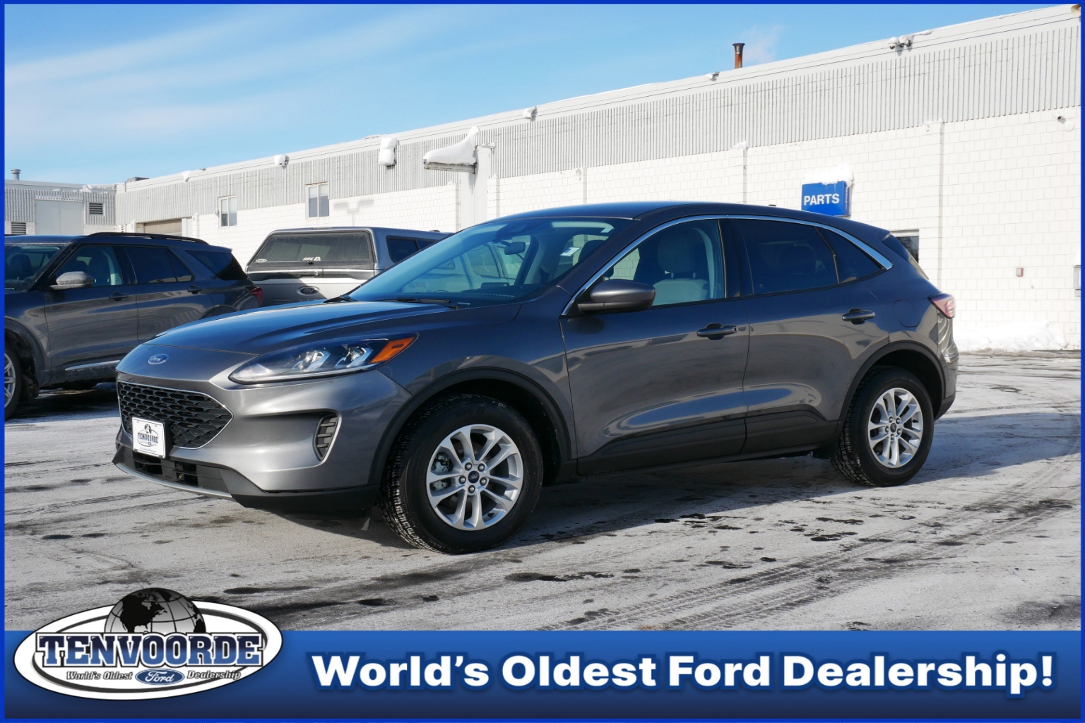 2021 Ford Escape SE's photo