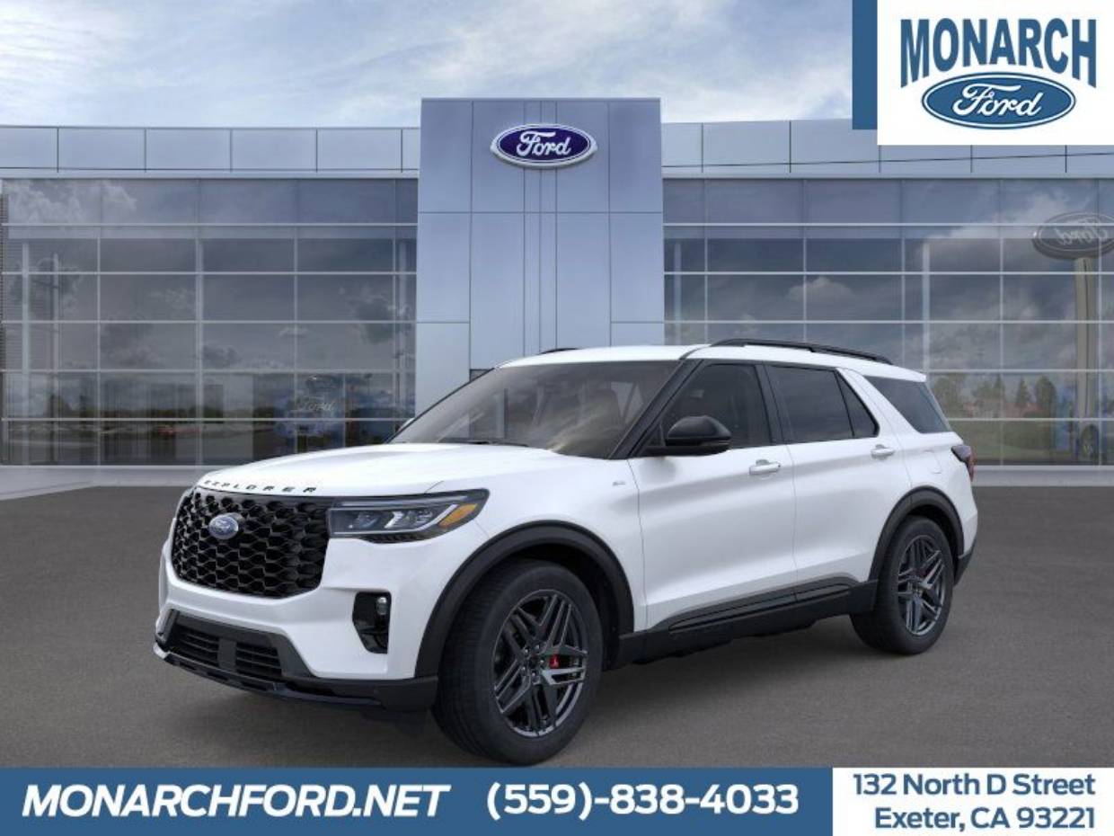 2025 Ford Explorer ST-LINE's photo