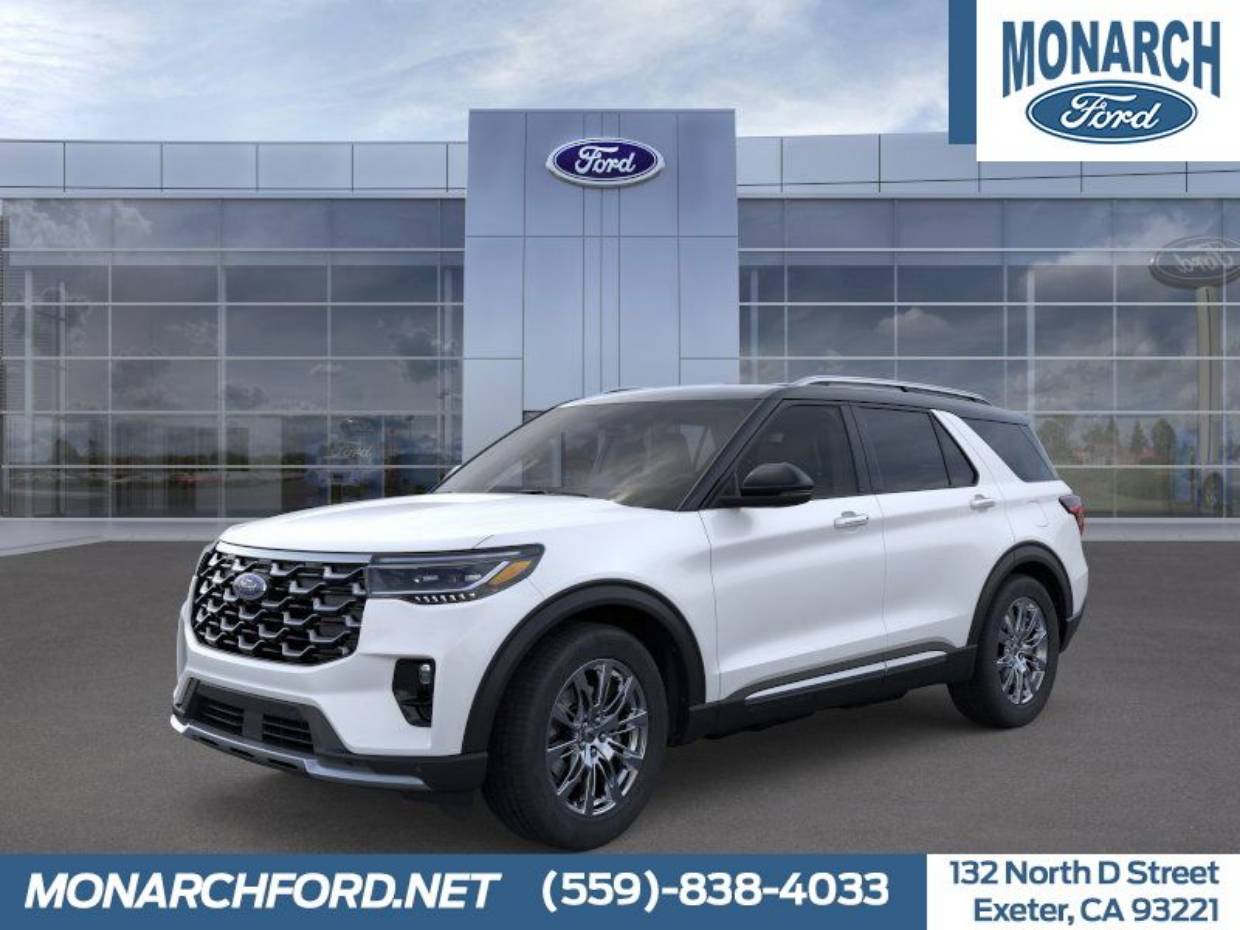 2025 Ford Explorer Platinum's photo