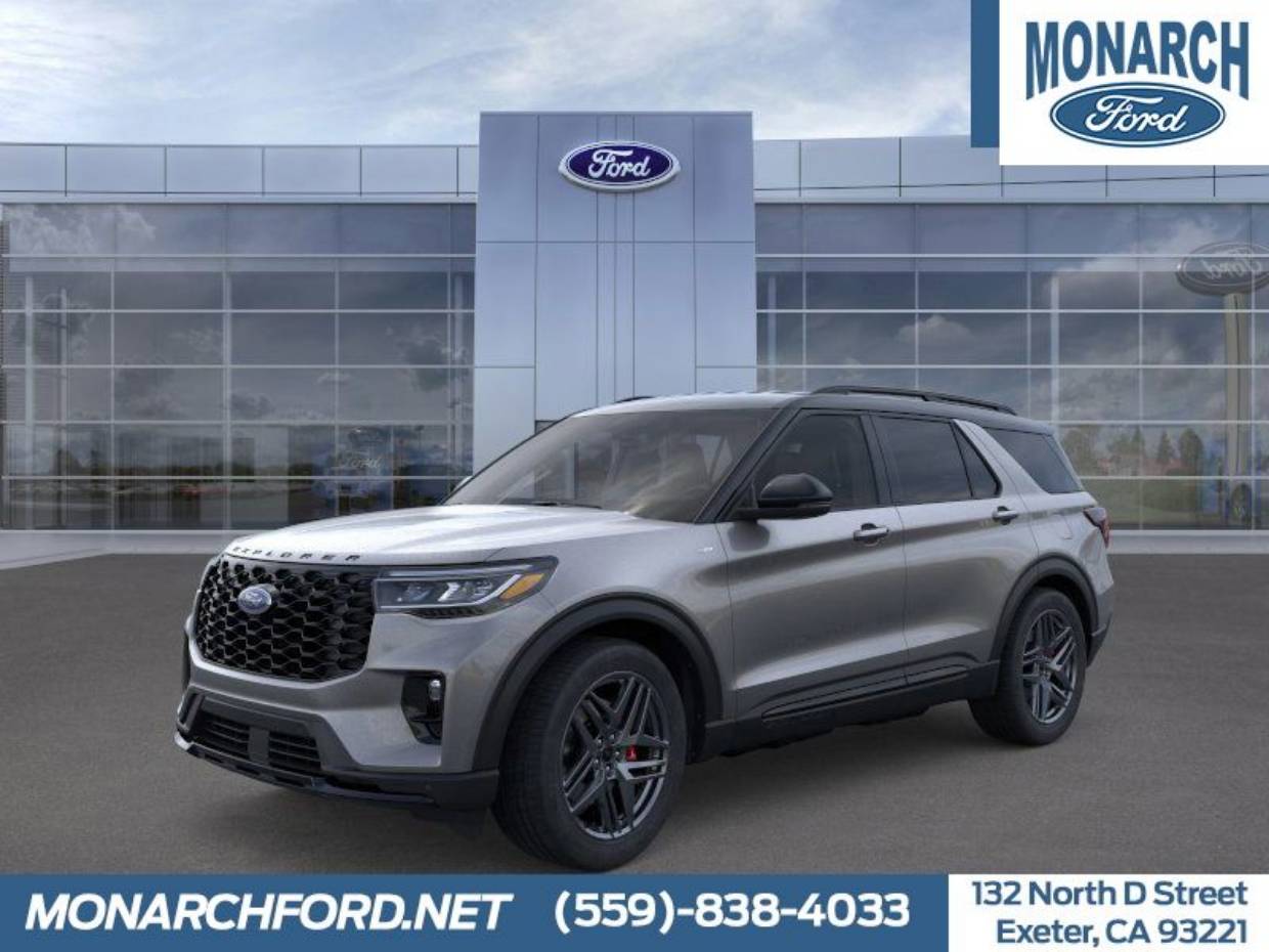 2025 Ford Explorer ST-LINE's photo