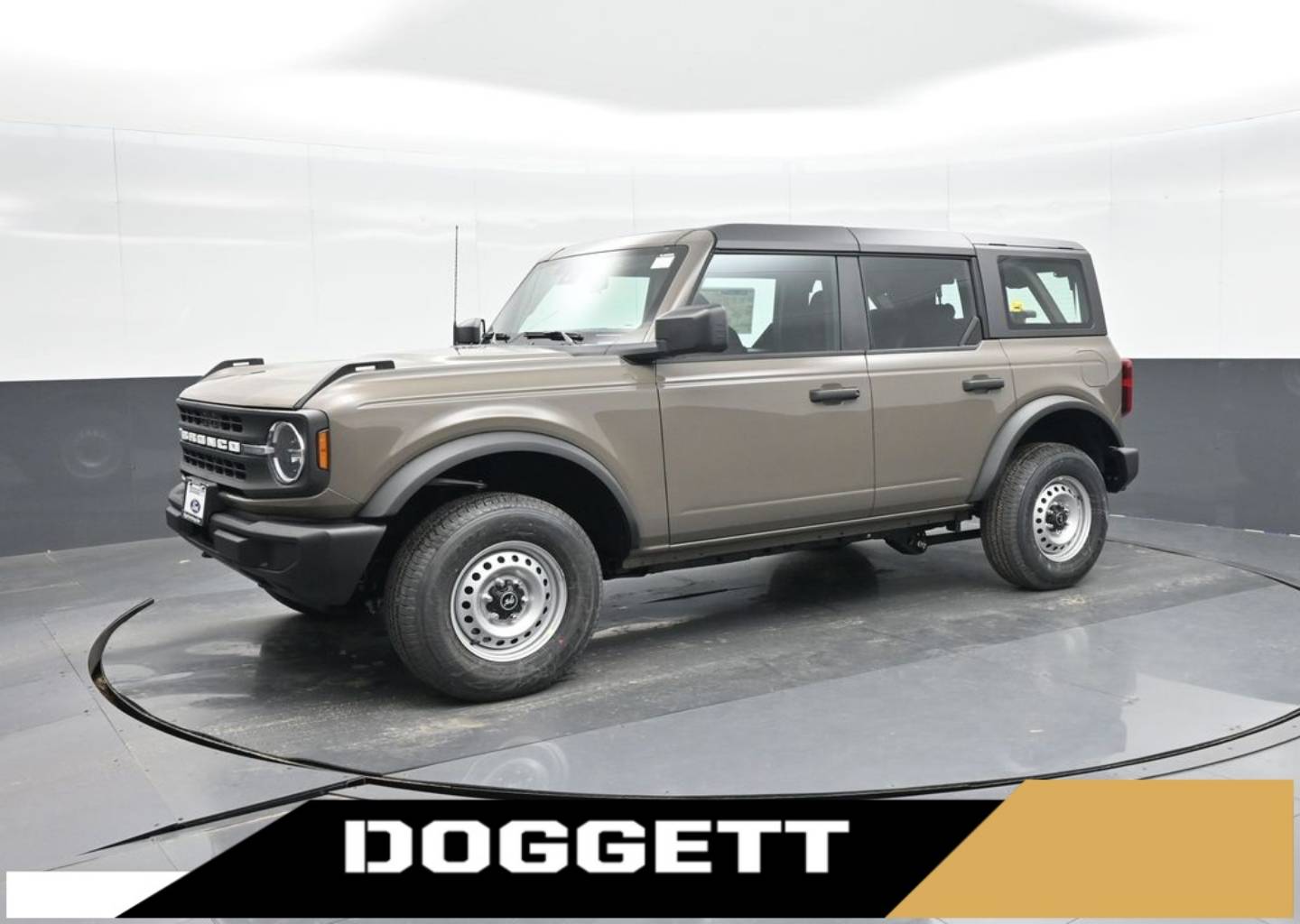 2025 Ford Bronco 4-Door Base's photo