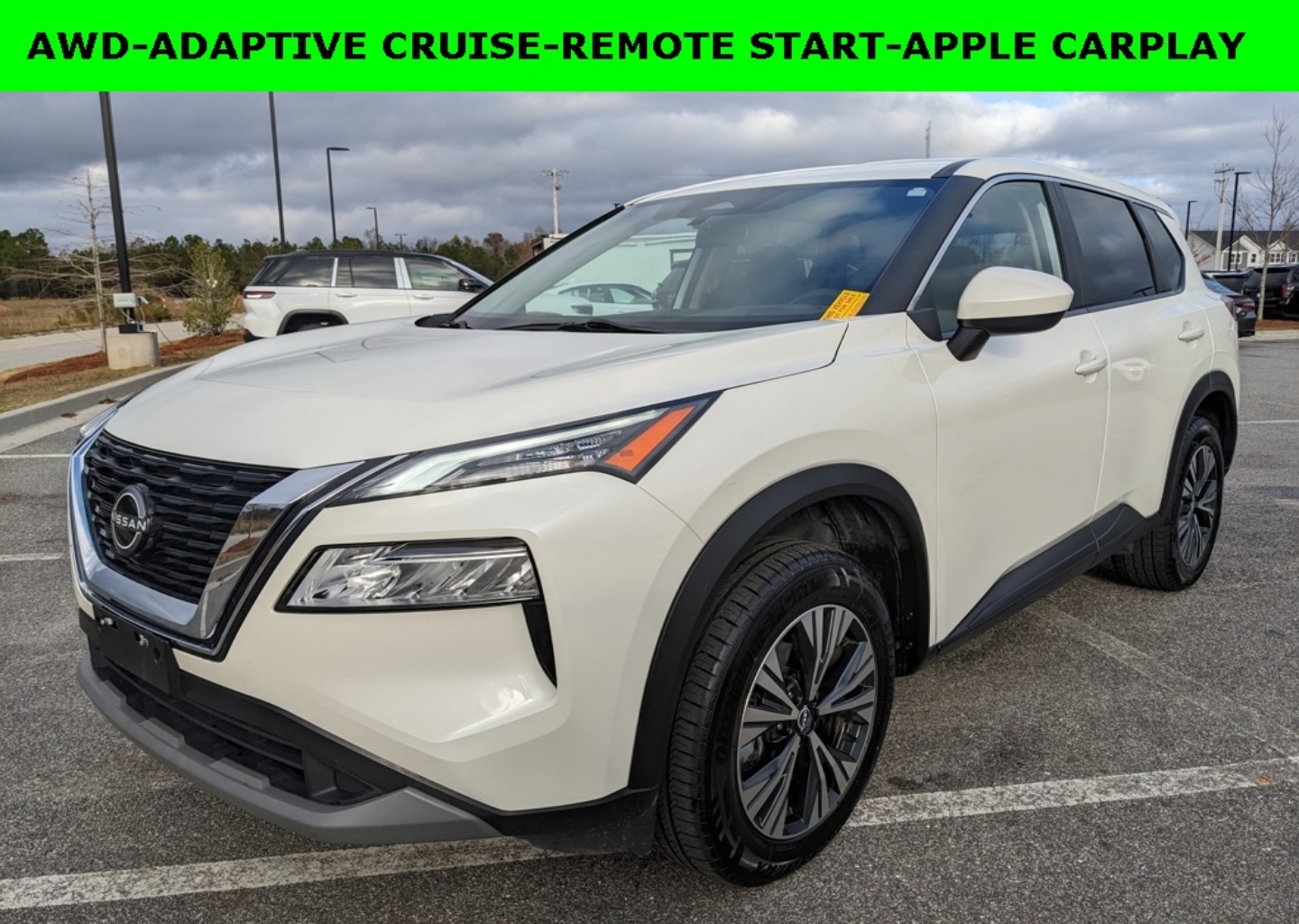 2023 Nissan Rogue SV's photo