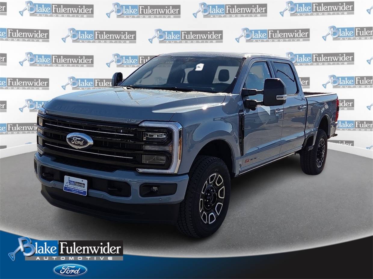 2026 Ford F-250 Super Duty Platinum's photo