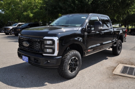 2025 Ford Super Duty F-250 SRW LARIAT
