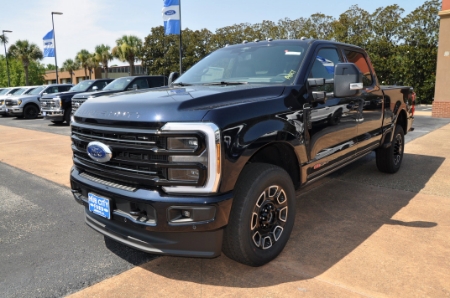 2025 Ford Super Duty F-250 SRW Platinum