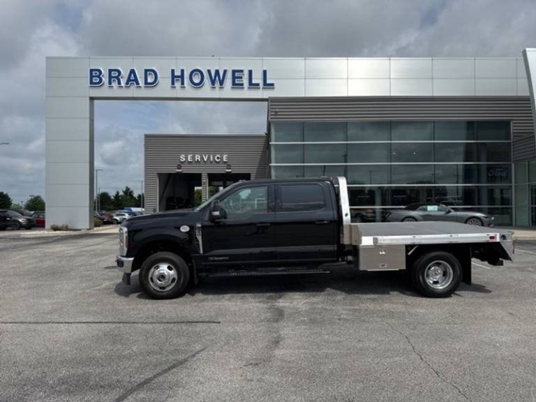 2025 Ford F-350 LARIAT