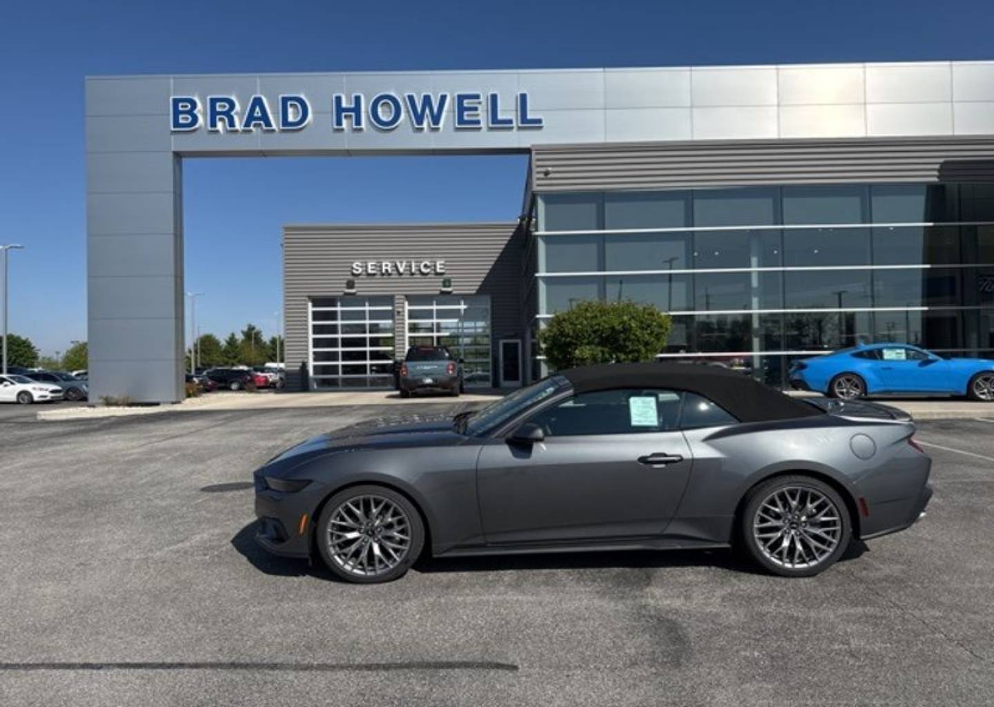 2025 Ford Mustang EcoBoost Premium's photo