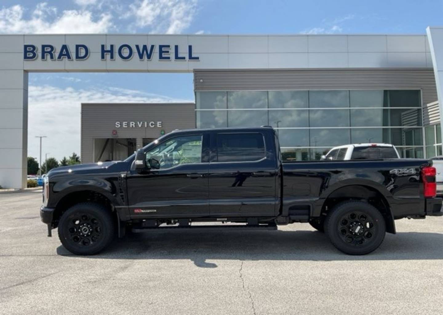 2025 Ford F-350 Super Duty Lariat's photo