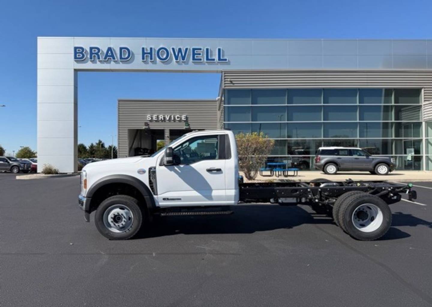 2026 Ford F-600 Super Duty Chassis Cab XL's photo