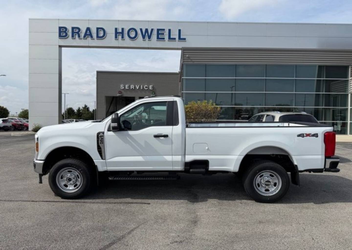 2025 Ford F-350 Super Duty XL's photo