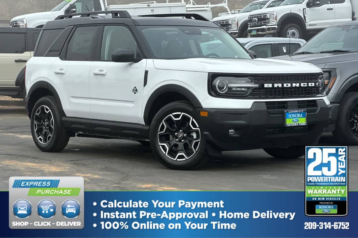 2025 Ford Bronco Sport Outer Banks's photo