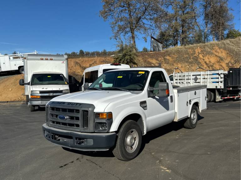 2009 Ford Super Duty F-250 SRW XL