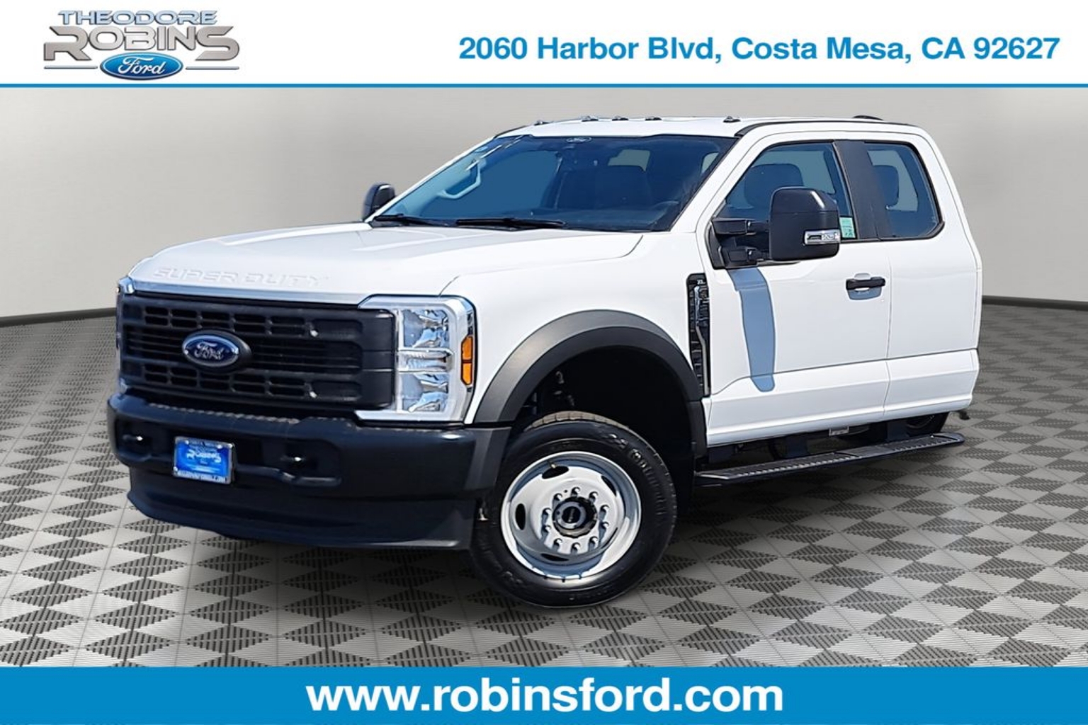 2024 Ford F-550 Super Duty Chassis Cab XL's photo