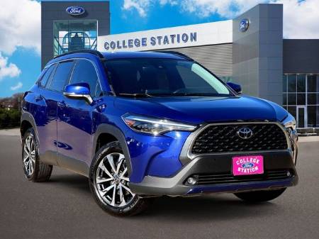 2022 Toyota Corolla Cross XLE